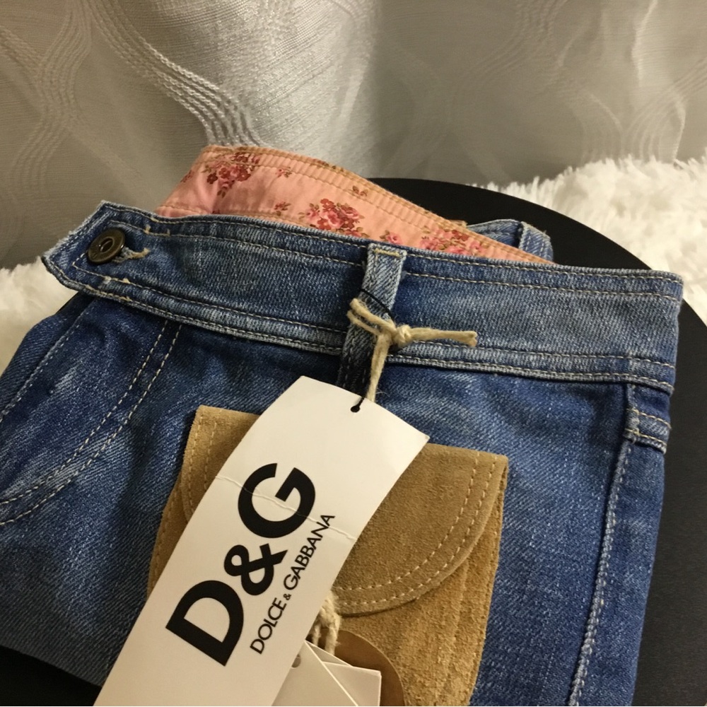 Dolce & Gabana High Blue Denim Jeans with Pink Floral Waistband